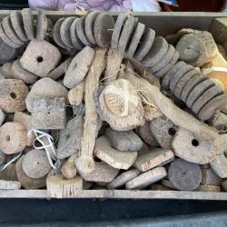 Flotteurs anciens de filets de p&ecirc;che en li&egrave;ge - lots &agrave; composer
