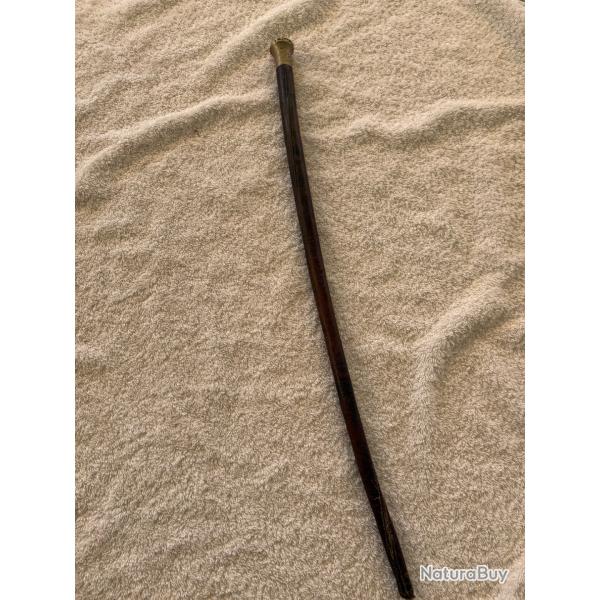 stick africain en cuir