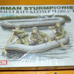 Dragon Models 1/35 German Sturmpioniere W Assault Raft Model Kit,&nbsp;BON ETAT VOIR PHOTOS . POUR TOUT R
