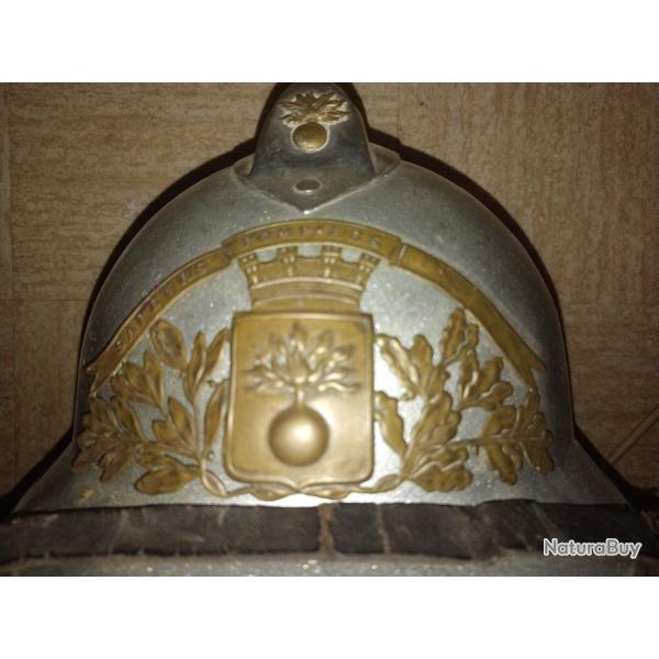 Casque Adrian m33 pompier de Paris.