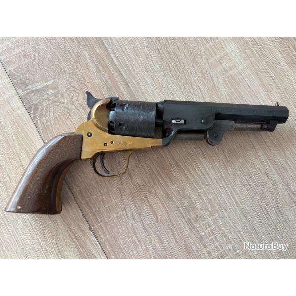 Revolver Colt 1851 Navy Sheriff .36 - R�plique italienne � poudre noire