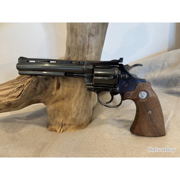 Colt Diamondback 22LR