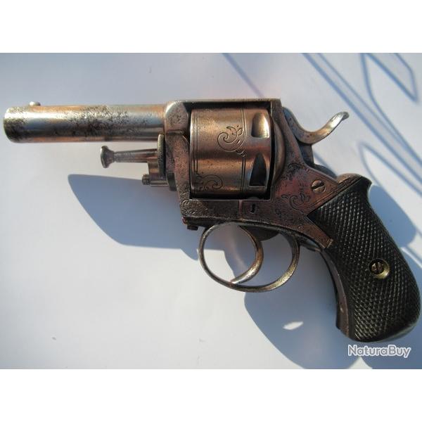 ORIGINAL ET PEU COURANT CALIBRE 380 CISELE DE DORURES