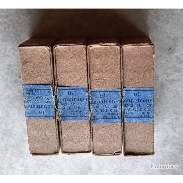 4 bo�tes vide de munitions de 9 mm