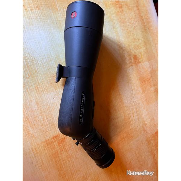 Vends Leica apo televid 82 vision coud�e avec oculaire-zoom Leica 25-50 plus extender 1.8 x