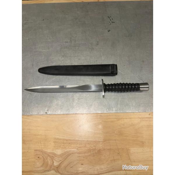RARE DAGUE DE COMBAT SUISSE ORIGINALE