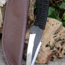 Couteau de Brousse Lame Harpoon Acier Carbone 1055 Manche Corde Etui Nylon Pour le Camp & Buschraft