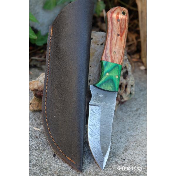 Skinner Couteau Damas Lame 256 Couches Lame Drop Point Manche Bois Naturel Artisanale Etui Nylon 01