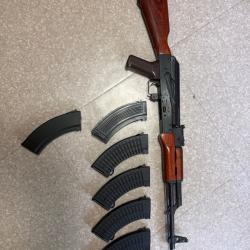 AKM E&L GEN1