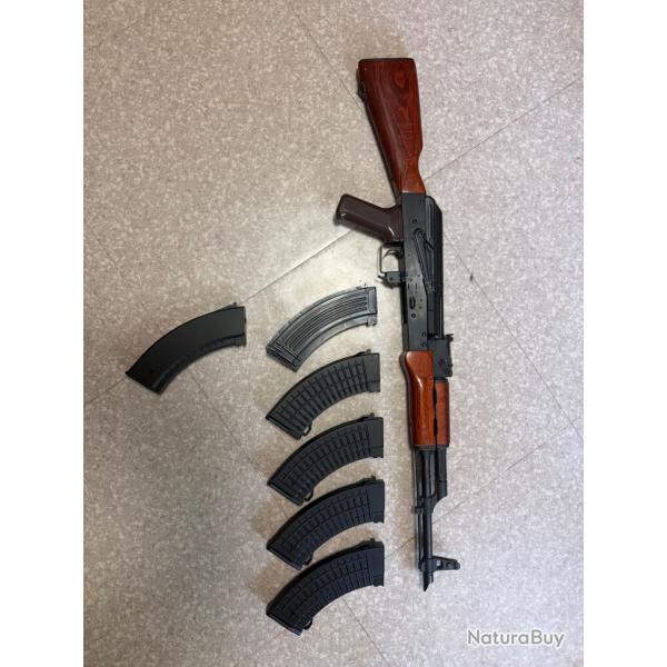 AKM E&L GEN1