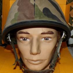 CASQUE MILITAIRE LOURD MODELE F1 DE L'ARMEE FRANCAISE DE 1979  , FABRICATION FRANCAISE DUNOIS A COU