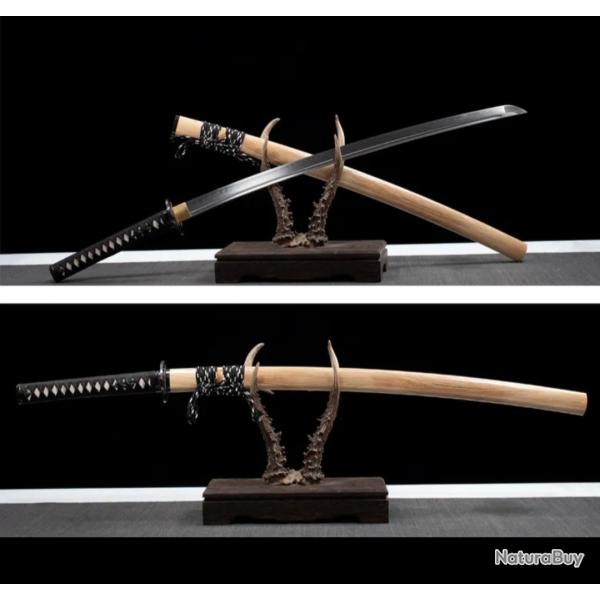 Katana T10 d'exception - Fourreau en bois sculpt� - Trempe traditionnelle � l'argile - Battle Ready