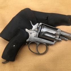 Bon revolver calibre 8mm92 5 coups