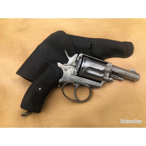 Bon revolver calibre 8mm92 5 coups