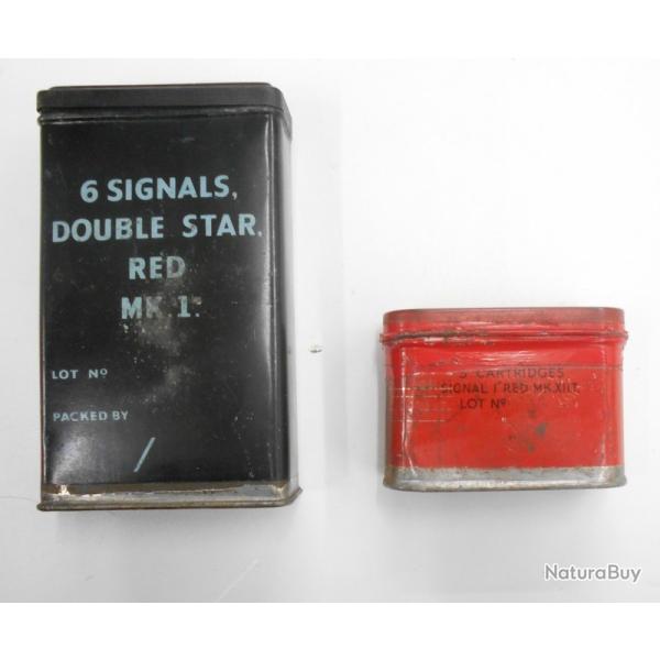 Deux belles bo�tes m�talliques vides de cartouches pour pistolet de signalisation.