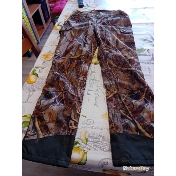 Pantalon percussion neuf