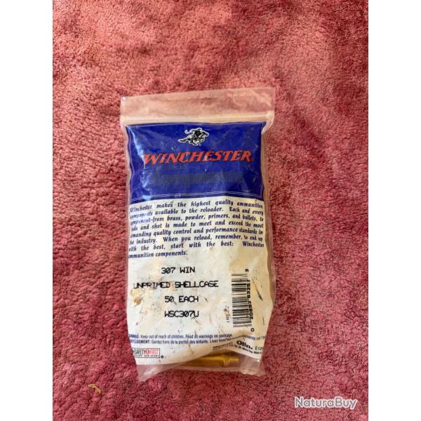 Douilles non amorc�es de 307 Winchester . Paquet de 50 . Neuf .