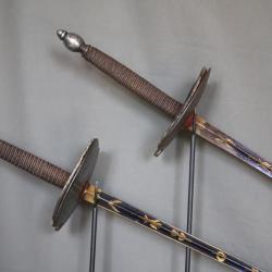 Paire d'&eacute;p&eacute;e de duel - France, vers 1830-1840