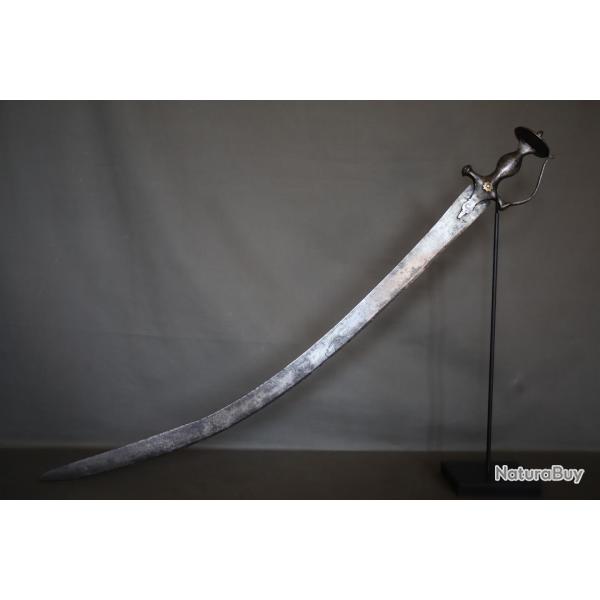 Un sabre Indien dit talwar - Inde, 18-19�me si�cle