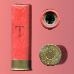 Cal. 16 centrale - chargement &agrave; balle - in&eacute;ressante douille rouge marqu&eacute;e LA GAULOISE 16 GEVELOT 16