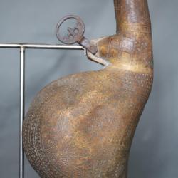 Poire &agrave; poudre orientale en scrotum de cam&eacute;lid&eacute; - Monde Musulman, 19&egrave;me si&egrave;cle (2)
