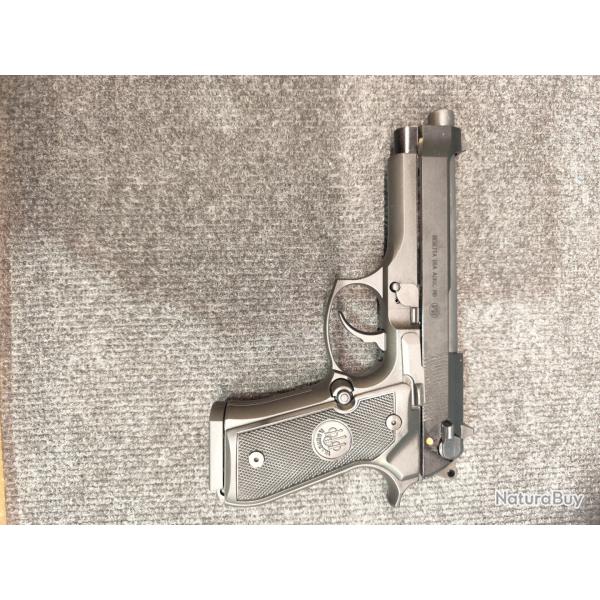 Beretta 92FS cal 22 LR �tat neuf - 1 chargeur - pas de malette - occasion