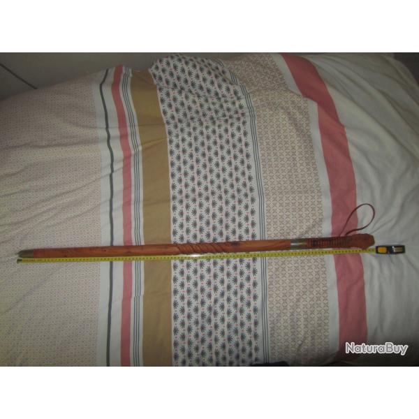 CANNE EPEE SCULPTEE BOIS DE IF