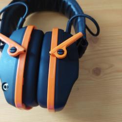 ELECTRIC EARMUFFS