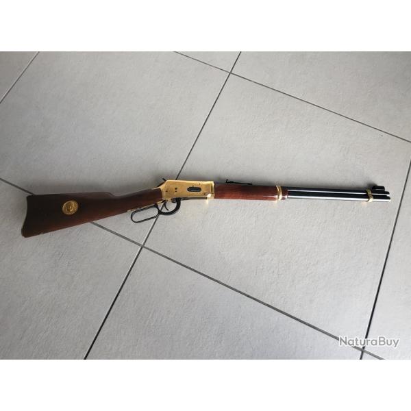 Carabine winchester comm�morative apache