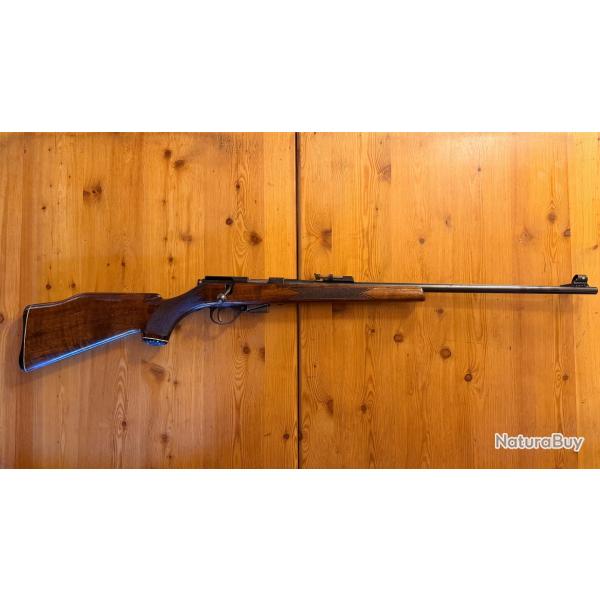Carabine UNIQUE DIOPTRA 22 magnum.