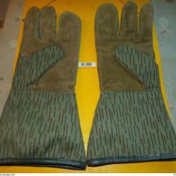 PAIRE DE GANTS DE L'ARMEE ALLEMANDE EX- D.D.R DE FABRICATION ALLEMANDE , TAILLE 10&nbsp;  ,TRES BON&nbsp; ETAT