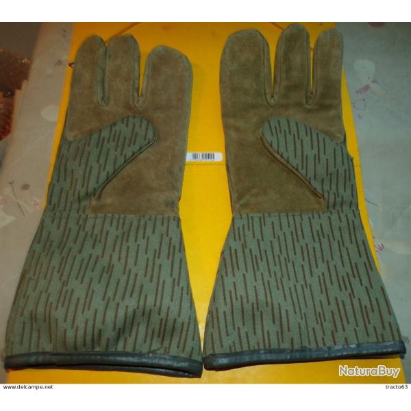 PAIRE DE GANTS DE L'ARMEE ALLEMANDE EX- D.D.R DE FABRICATION ALLEMANDE , TAILLE 10�  ,TRES BON� ETAT