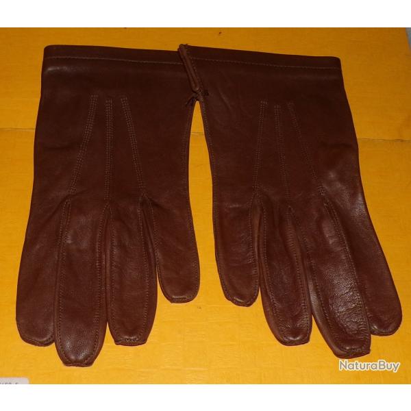 PAIRE DE GANT EN CUIR MARRON CLAIR DE L' ARMEE FRANCAISE , TAILLE 7 �  FABRICATION MADE IN FRANCE GA
