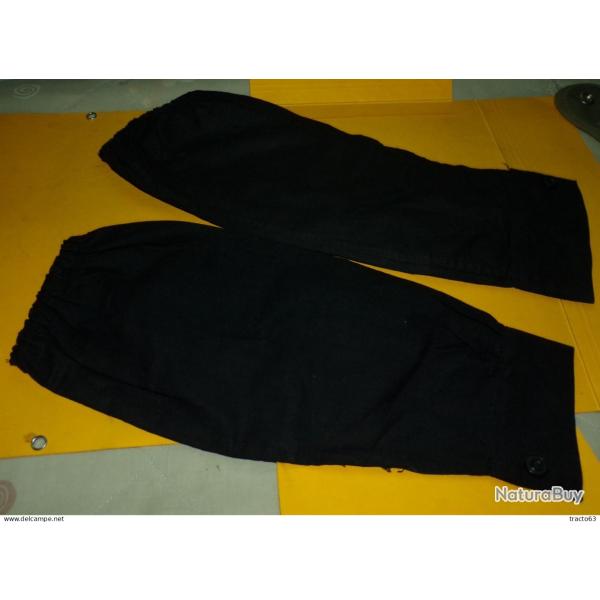 PAIRE DE MANCHON NOIR� DE L' ARMEE DE TERRE�FRANCAISE��,� FABRICATION FRANCAISE ,BON��ETAT� VOIR PHO