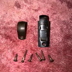Pi&egrave;ces renfort de crosse de MP44-Stg44 . Pi&egrave;ces d'origine avec les vis d'origine. Pour restauration.