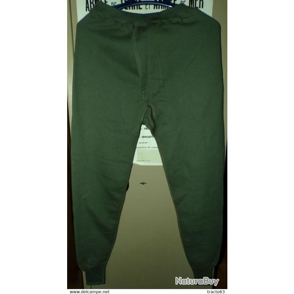 PANTALON EFFET CHAUD SE PORTANT SOUS LE TREILLIS DE COMBAT , TAILLE 84 SOIT TAILLE 42 EN CIVIL� , ET