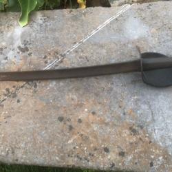 Sabre de bord Mod&egrave;le 1833 dit cuill&egrave;re &agrave; pot - &eacute;tat de trouvaille