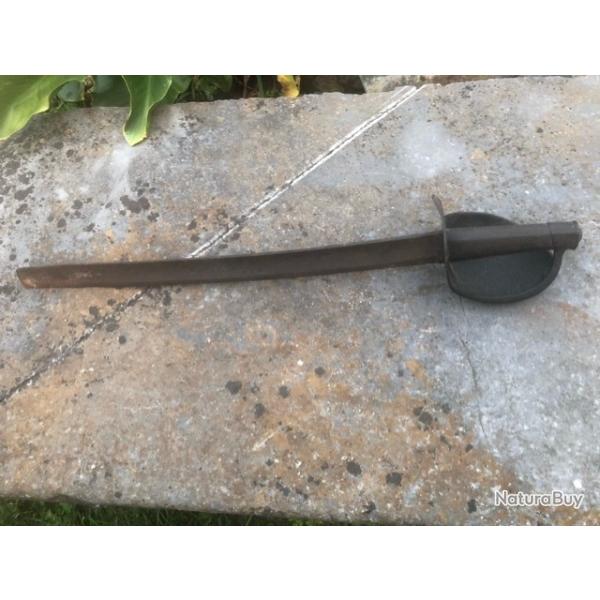 Sabre de bord Mod�le 1833 dit cuill�re � pot - �tat de trouvaille