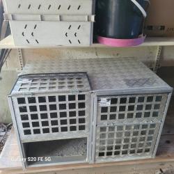 caisse transport alu 2 petits chien ou 1 grand s&eacute;paration amovible