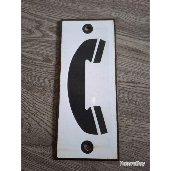 Plaque en t�le �maill�e 10 cm x 24 cm  pr�sentant un t�l�phone. Pour batiment militaire ?