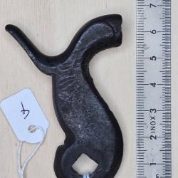Chien ancien pour arme &agrave; percussion ( c&ocirc;t&eacute; droit ) ref. 4