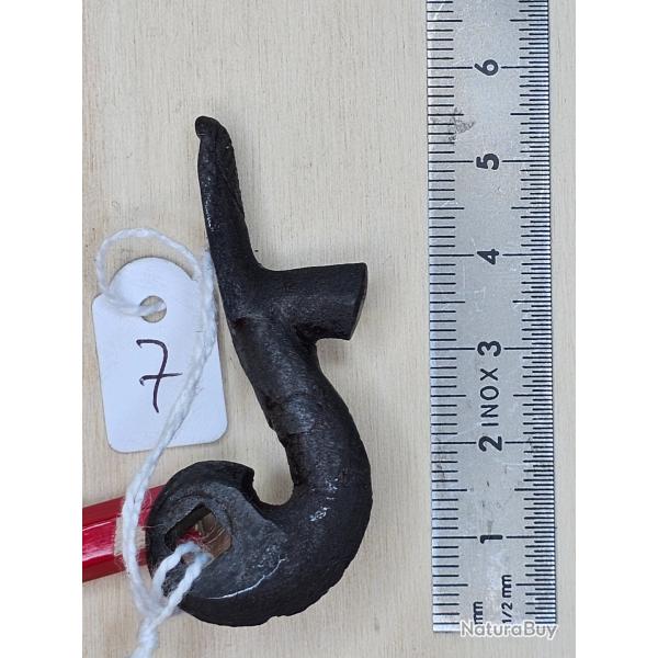 Chien ancien pour arme � percussion ( c�t� droit ) ref. 7