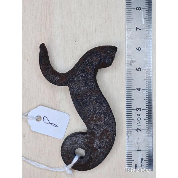 Chien ancien pour arme � percussion ( c�t� droit ) ref. 8