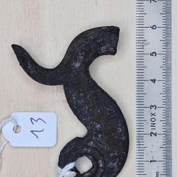 Chien ancien pour arme &agrave; percussion ( c&ocirc;t&eacute; droit ) ref. 13