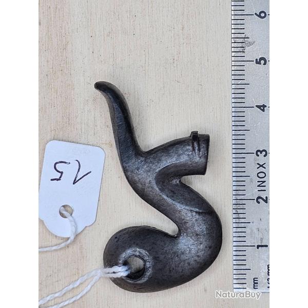 Chien ancien pour arme � percussion ( c�t� droit ) ref. 15