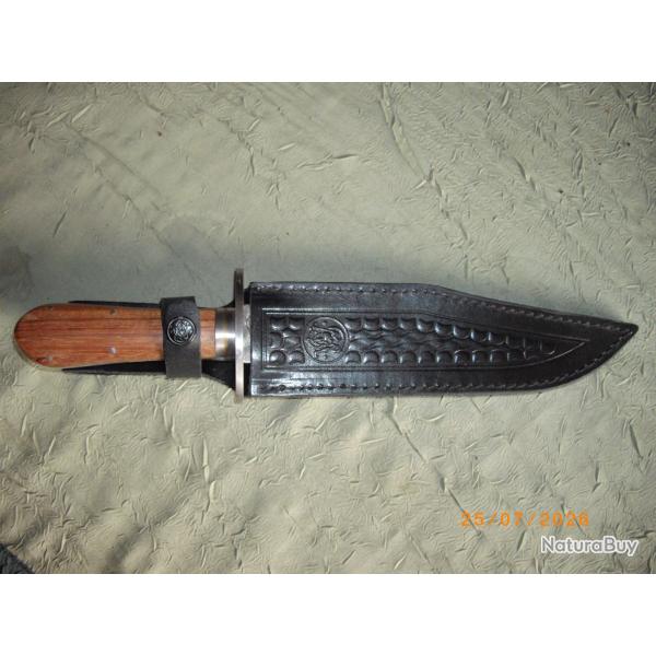 Couteau Bowie Smith et Wesson