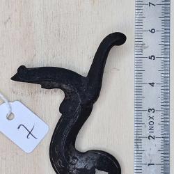 Chien ancien pour arme &agrave; broche ( c&ocirc;t&eacute; gauche ) ref. 7
