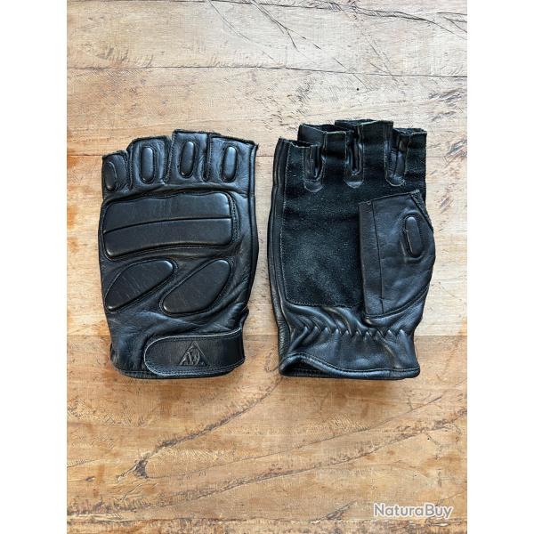 Mitaines tactiques ARES