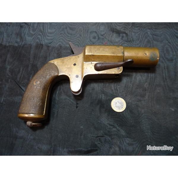 pistolet lance-fus�e fran�ais Premi�re Guerre mondiale,  mod�le 1917. Calibre 4