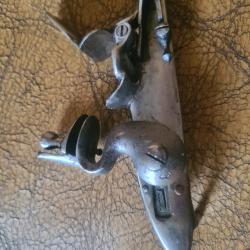 Tr&egrave;s jolie platine silex pistolet